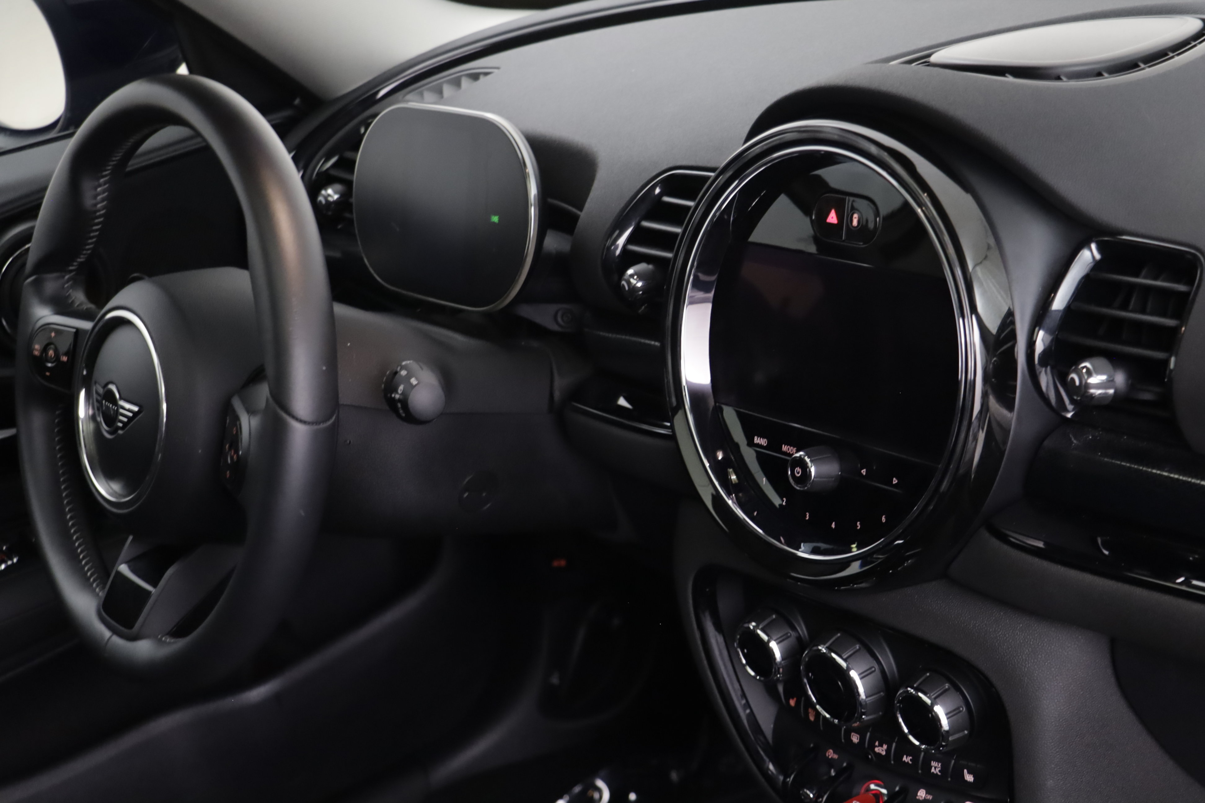 Certified 2024 MINI Cooper Clubman S AWD/4WD image 22