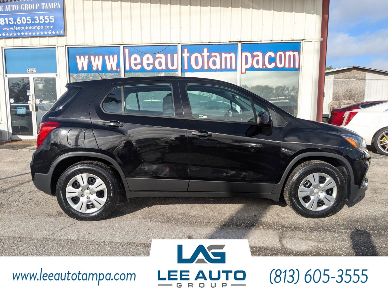Used 2017 Chevrolet Trax LS image 2