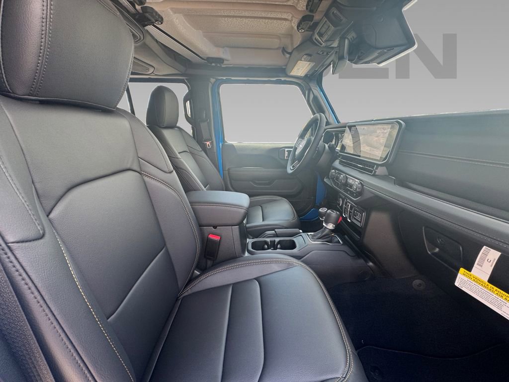 New 2025 Jeep Gladiator Sport image 10