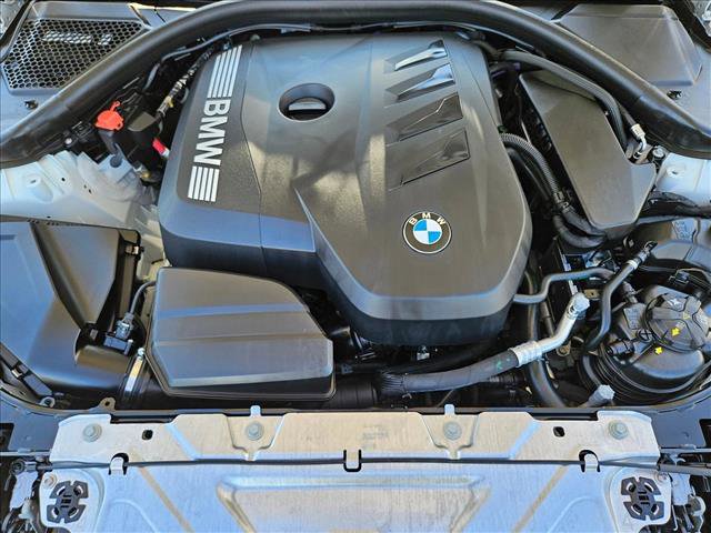 Used 2025 BMW 330i Sedan w/ M Sport Package image 21