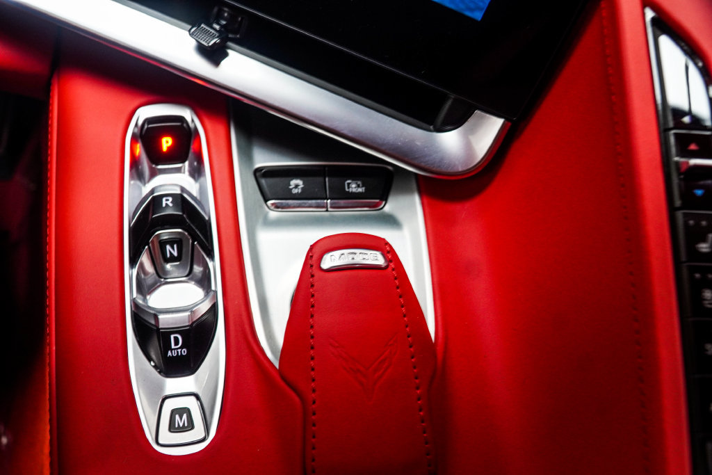 Used 2024 Chevrolet Corvette Stingray Premium Cpe w/ Z51 Performance Package RWD image 28