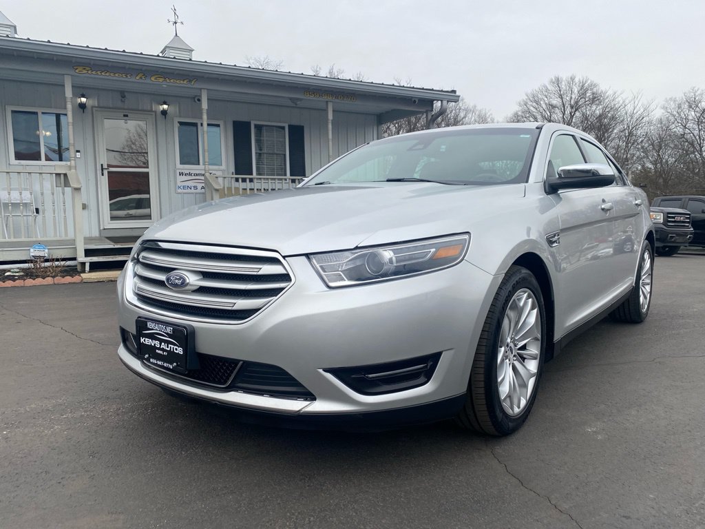 Used 2018 Ford Taurus Limited FWD image 1