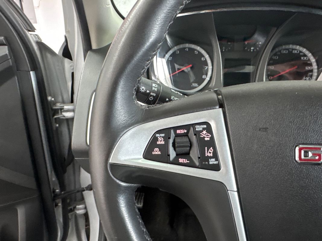 Used 2015 GMC Terrain SLT image 11