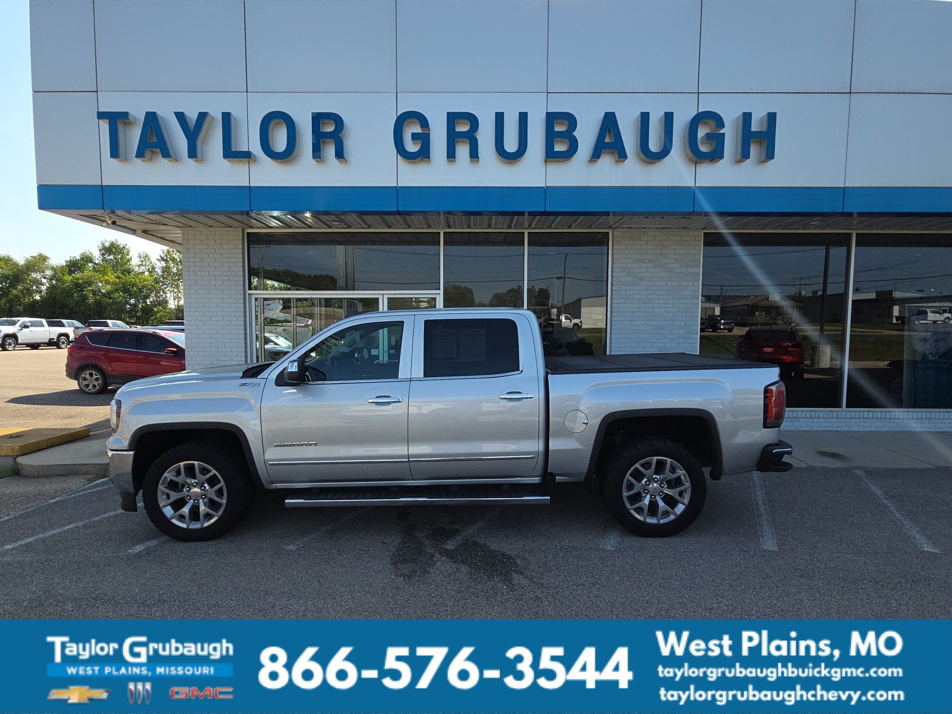 Used 2018 GMC Sierra 1500 SLT w/ SLT Premium Package