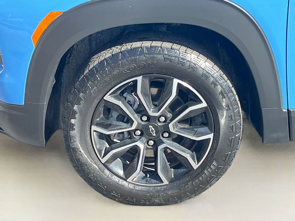 Used 2024 Chevrolet TrailBlazer ACTIV w/ Driver Confidence Package AWD/4WD image 29