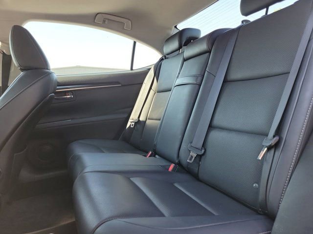 Used 2016 Lexus ES 350 w/ Accessory Package image 20
