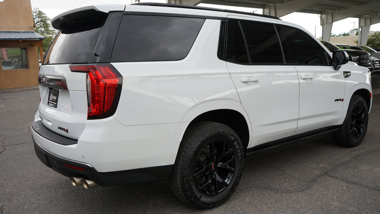 Used 2022 GMC Yukon AT4 image 4