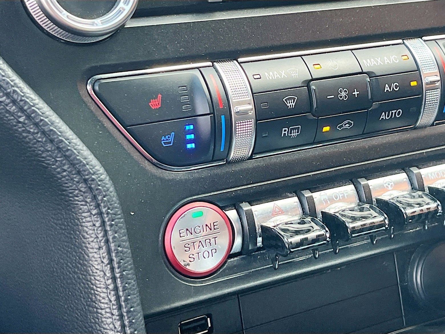 Used 2022 Ford Mustang GT Premium image 15