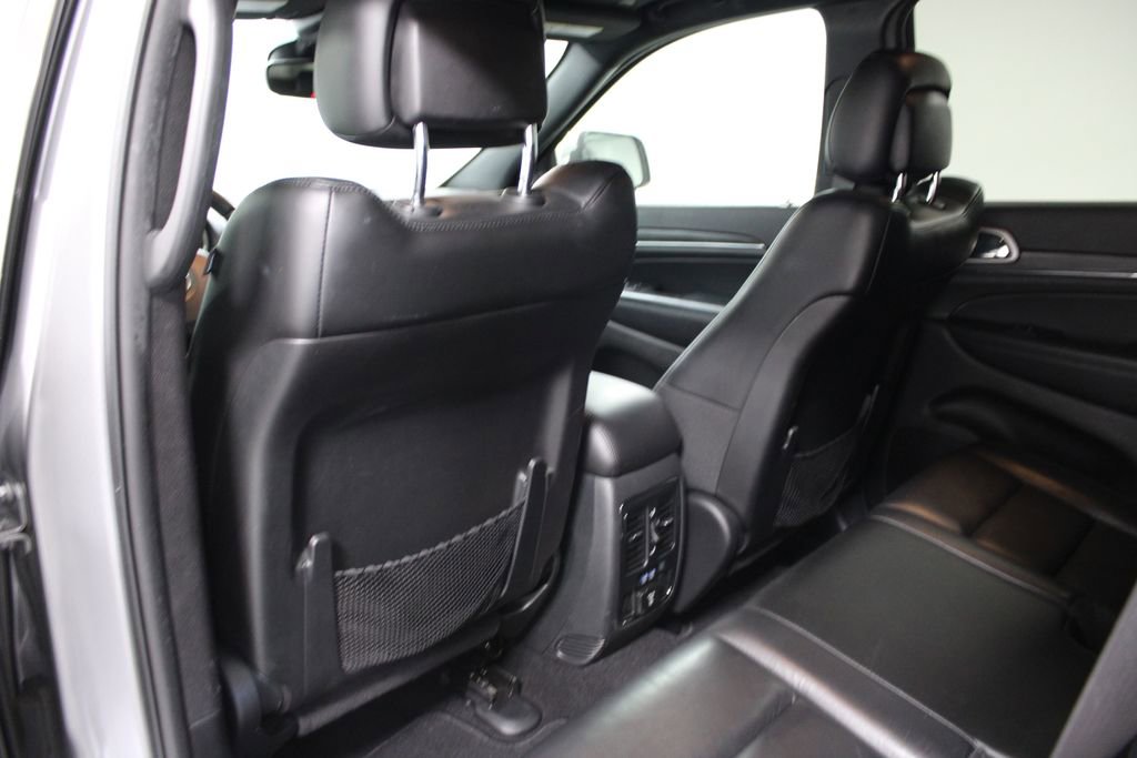 Used 2021 Jeep Grand Cherokee Limited image 24