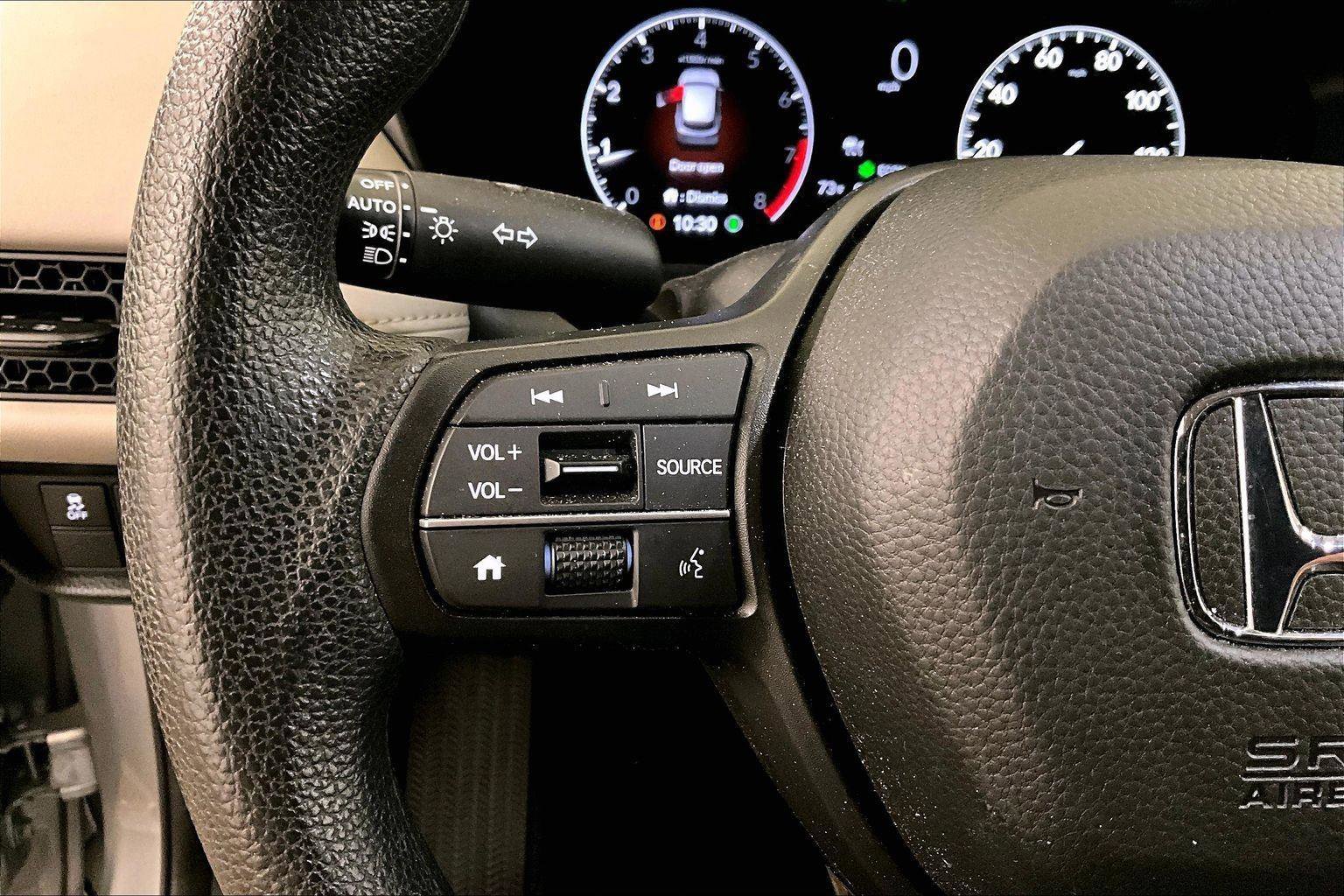 Used 2024 Honda HR-V LX image 17