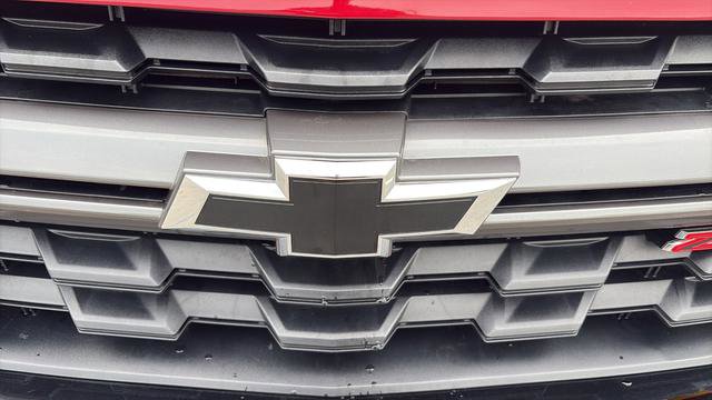 Used 2021 Chevrolet Colorado Z71 AWD/4WD image 27