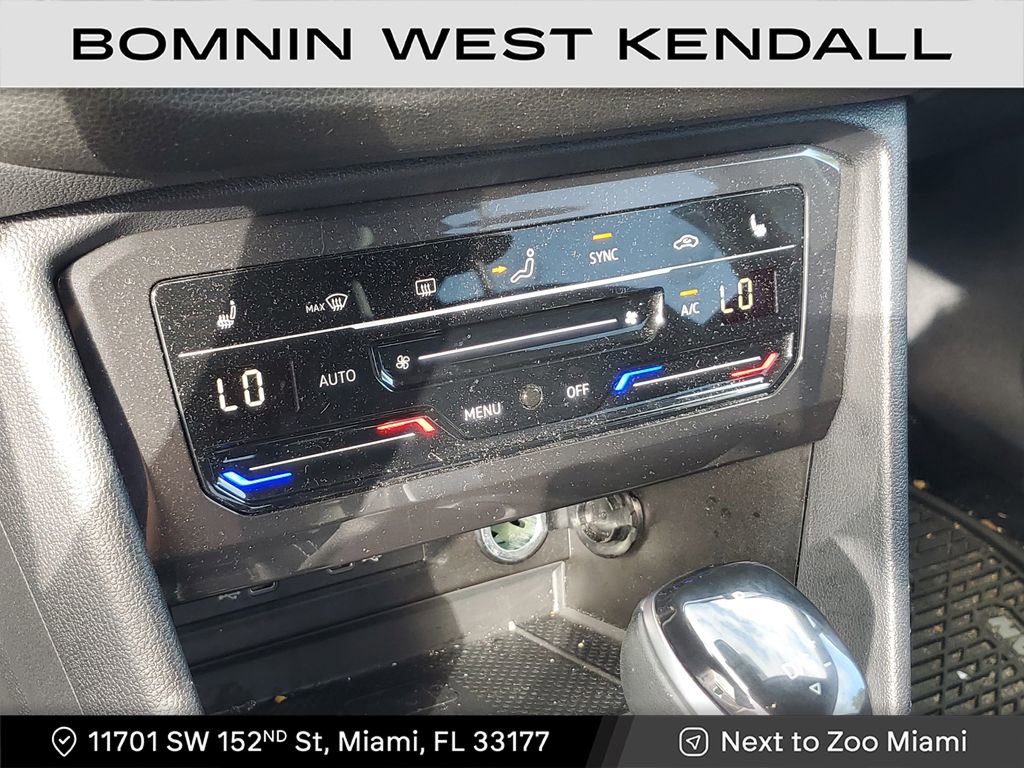 Used 2023 Volkswagen Tiguan SE image 26