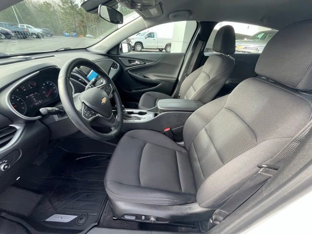 Used 2024 Chevrolet Malibu LT w/ Sport Edition image 13
