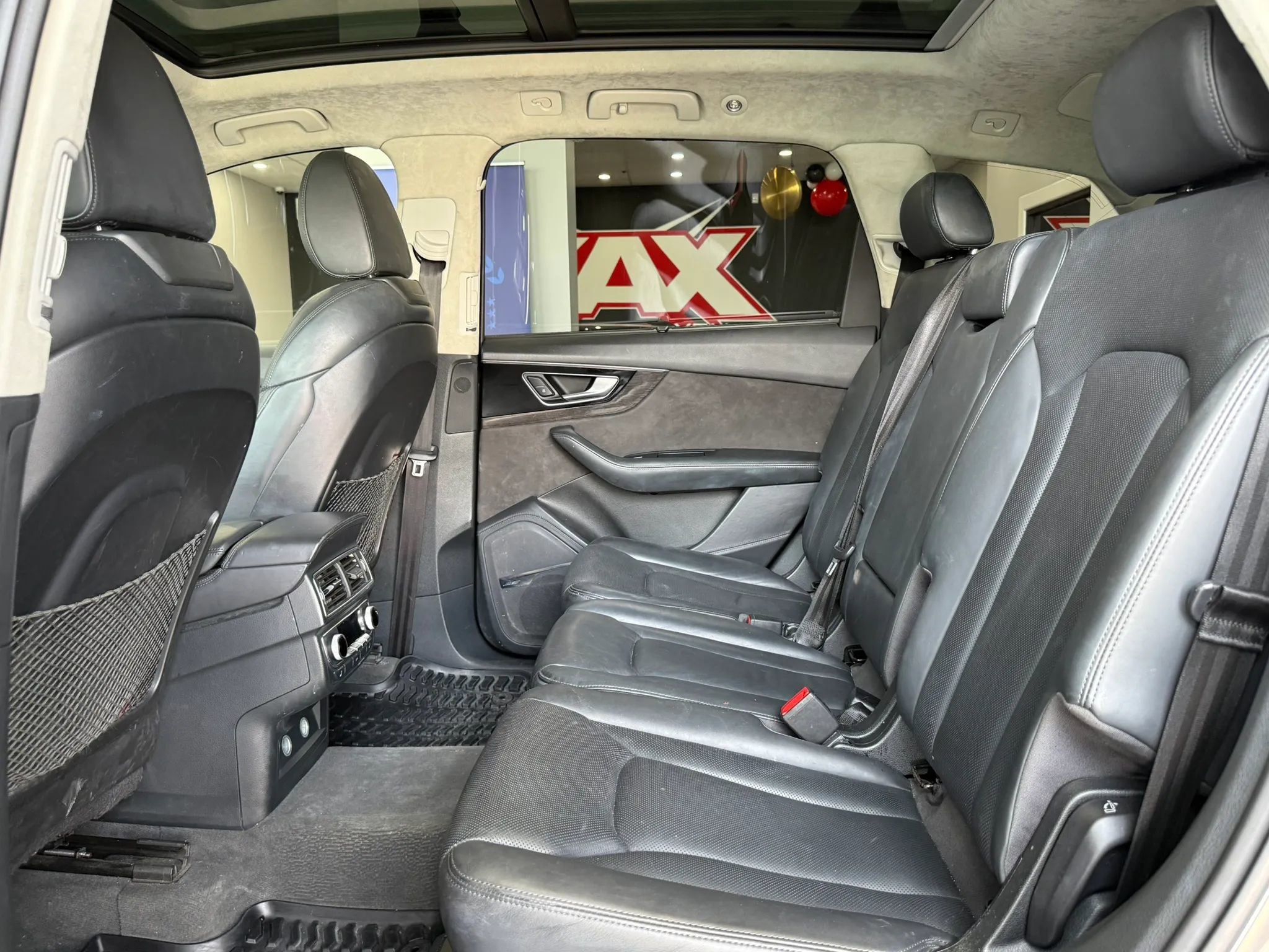 Used 2018 Audi Q7 3.0T Prestige AWD/4WD image 27