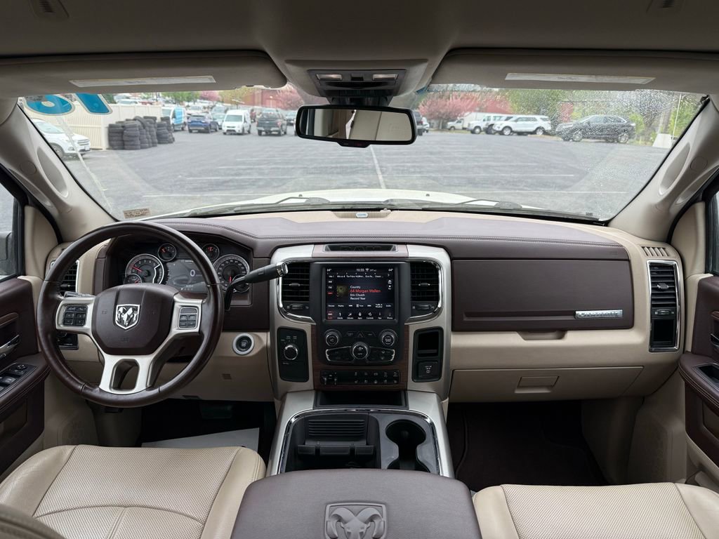 Used 2018 RAM 3500 Laramie w/ Convenience Group AWD/4WD image 13