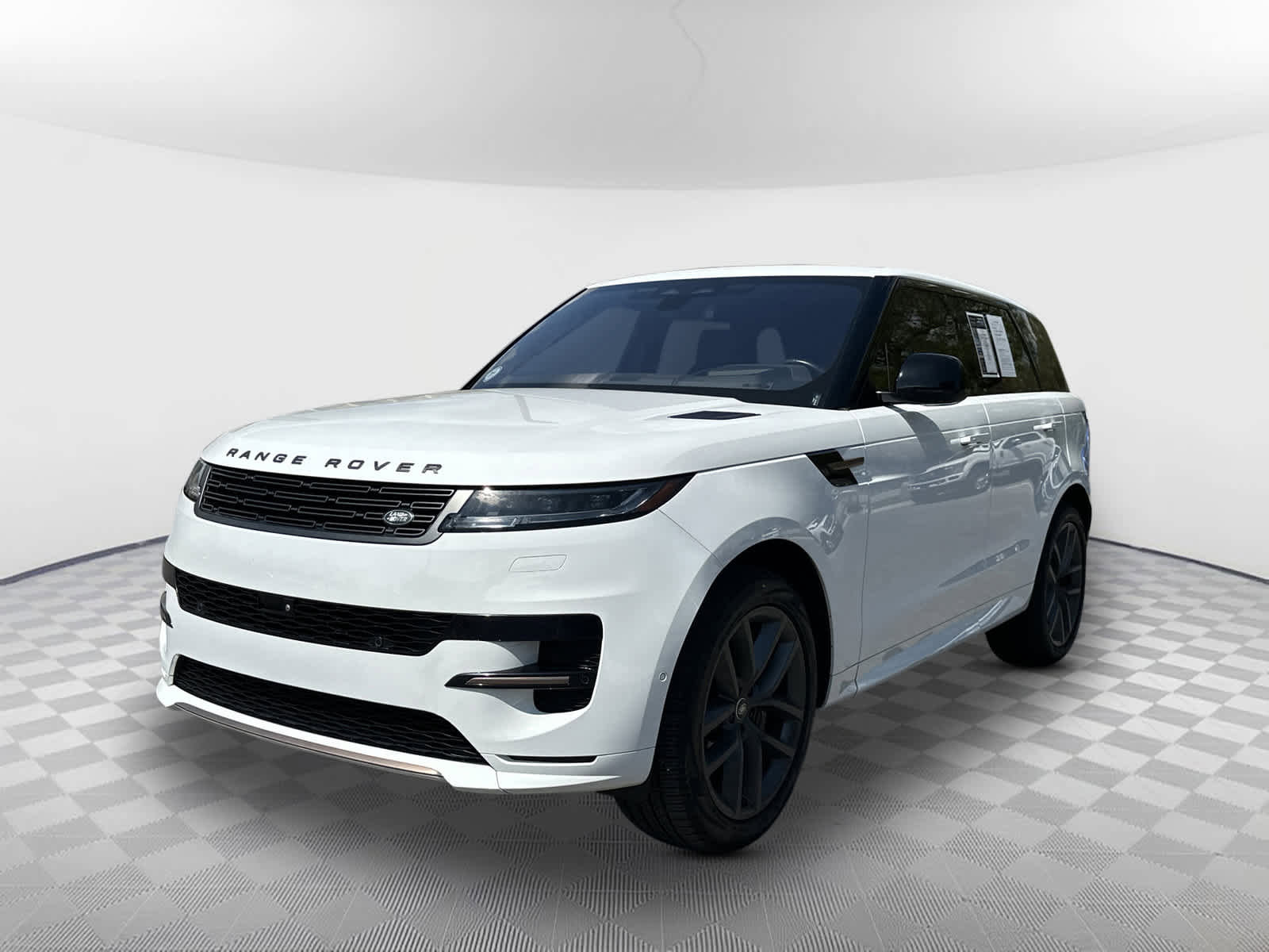 Used 2023 Land Rover Range Rover Sport SE Dynamic AWD/4WD image 3