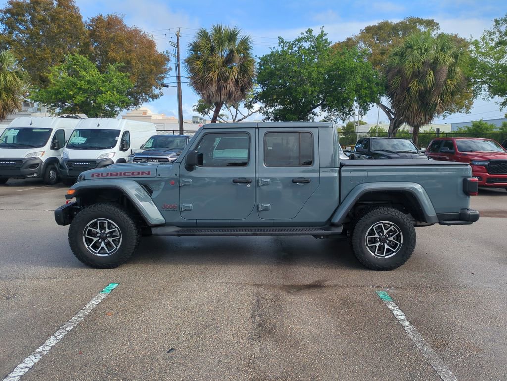 Used 2024 Jeep Gladiator Rubicon image 9