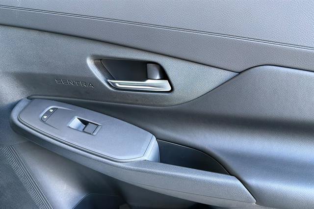 New 2027 Nissan Sentra S w/ Floor Mat Package FWD image 18