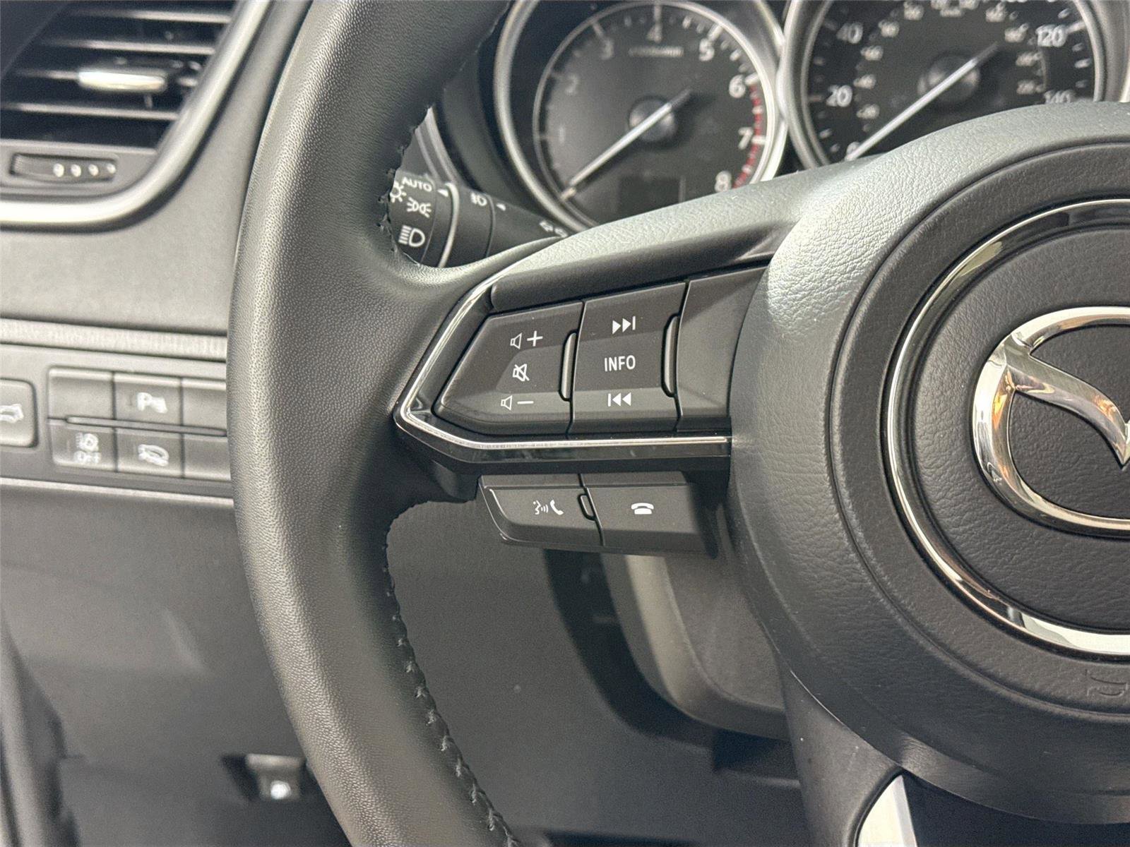 Certified 2022 MAZDA CX-9 Touring w/ Touring Premium Package image 17