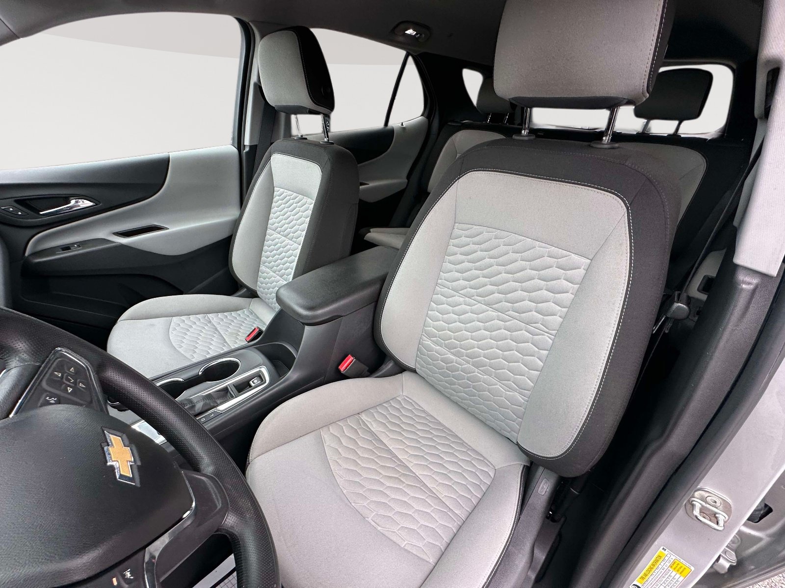 Used 2020 Chevrolet Equinox LS w/ LS Convenience Package AWD/4WD image 22