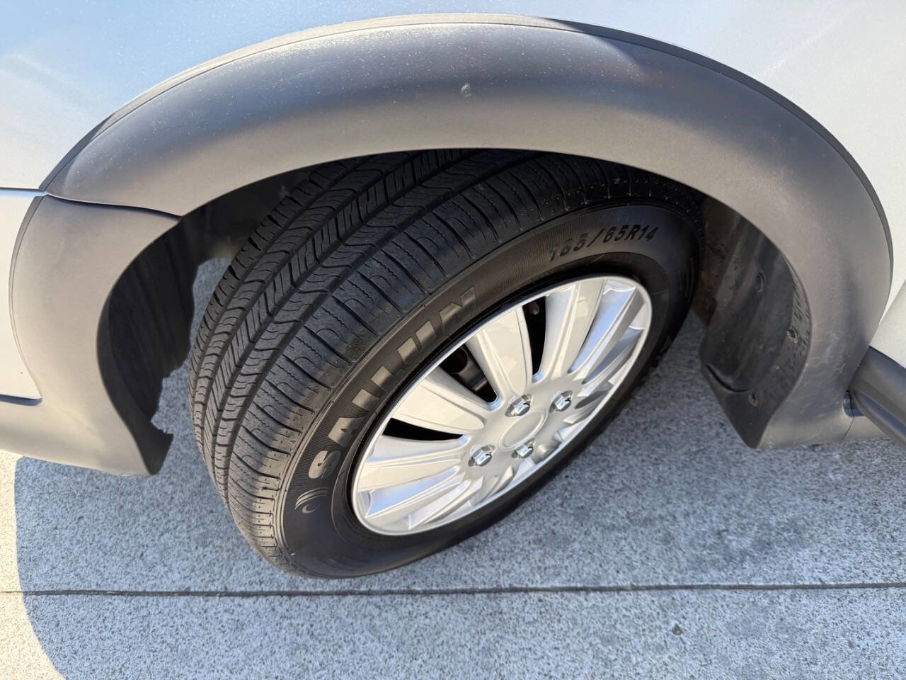 Used 2000 Toyota Echo Sedan FWD image 24