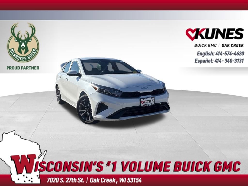 Used 2024 Kia Forte LXS image 1