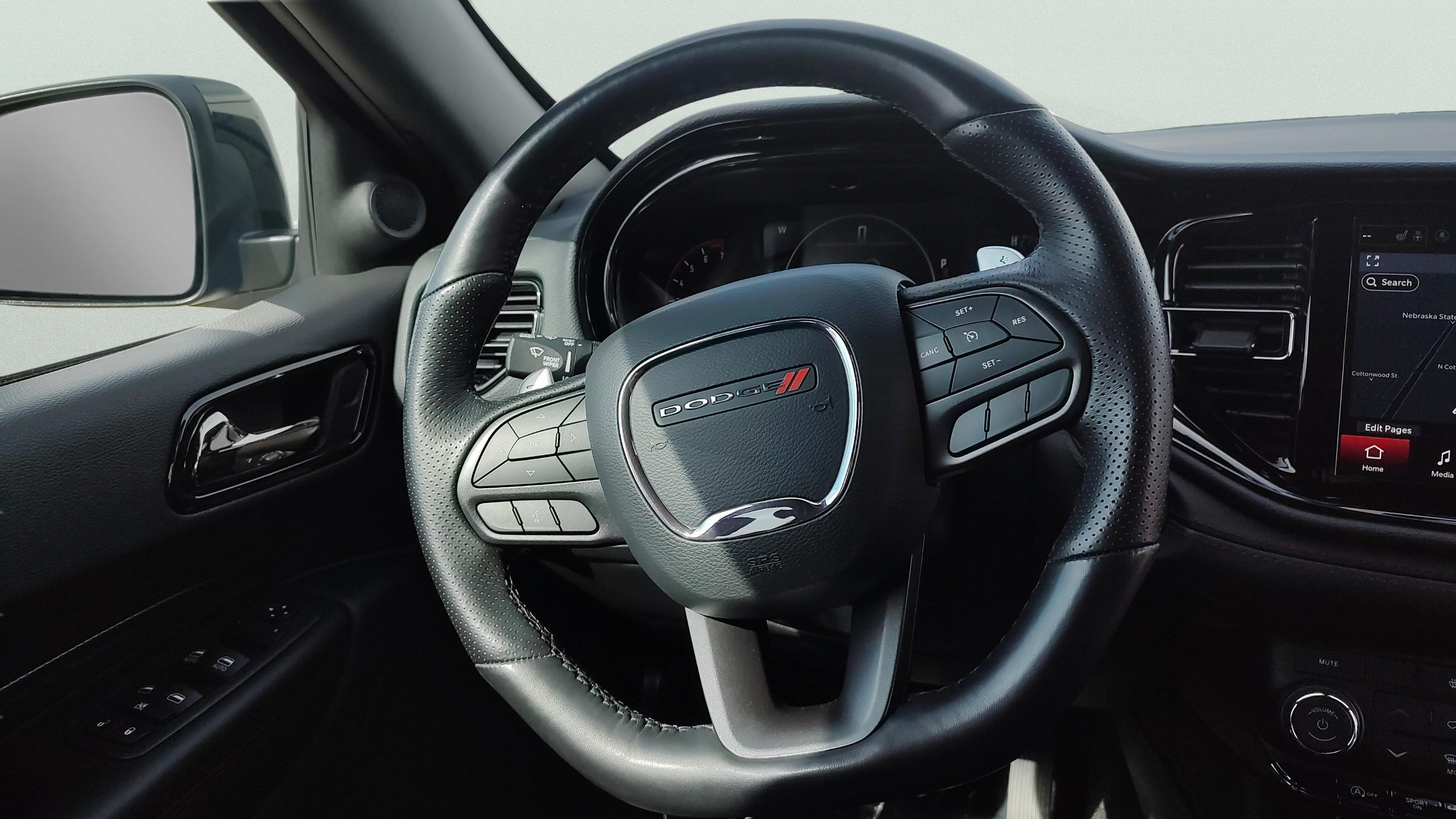 Certified 2025 Dodge Durango GT w/ Blacktop Package AWD/4WD image 17