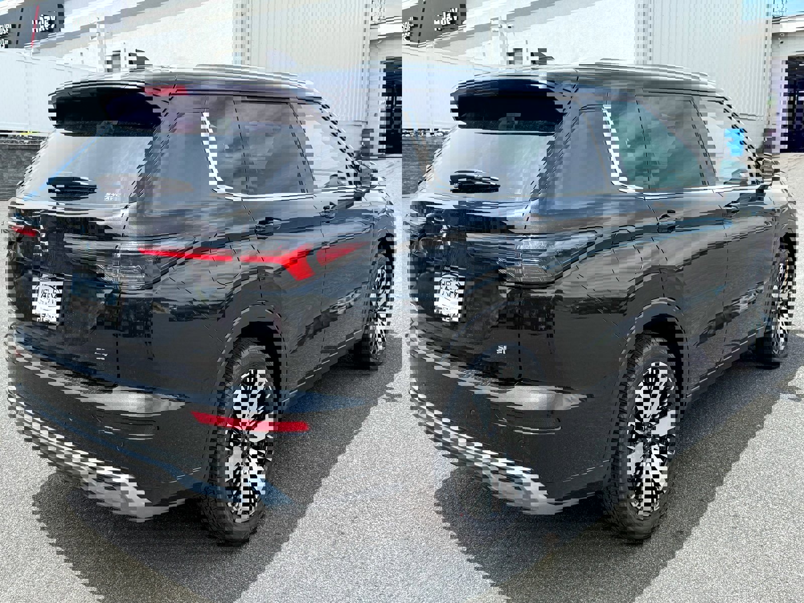 New 2025 Mitsubishi Outlander AWD image 14