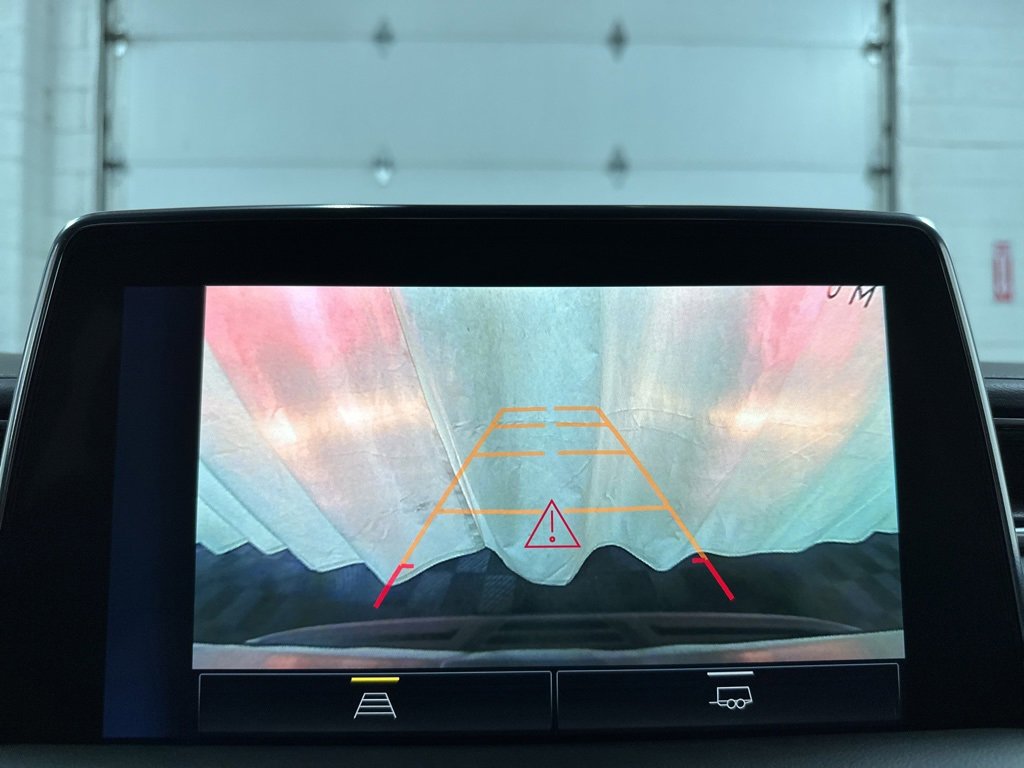 Used 2024 Chevrolet Suburban LT image 25