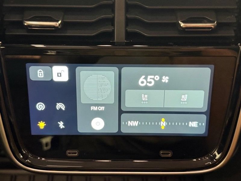 Used 2023 Rivian R1S Adventure AWD/4WD image 11