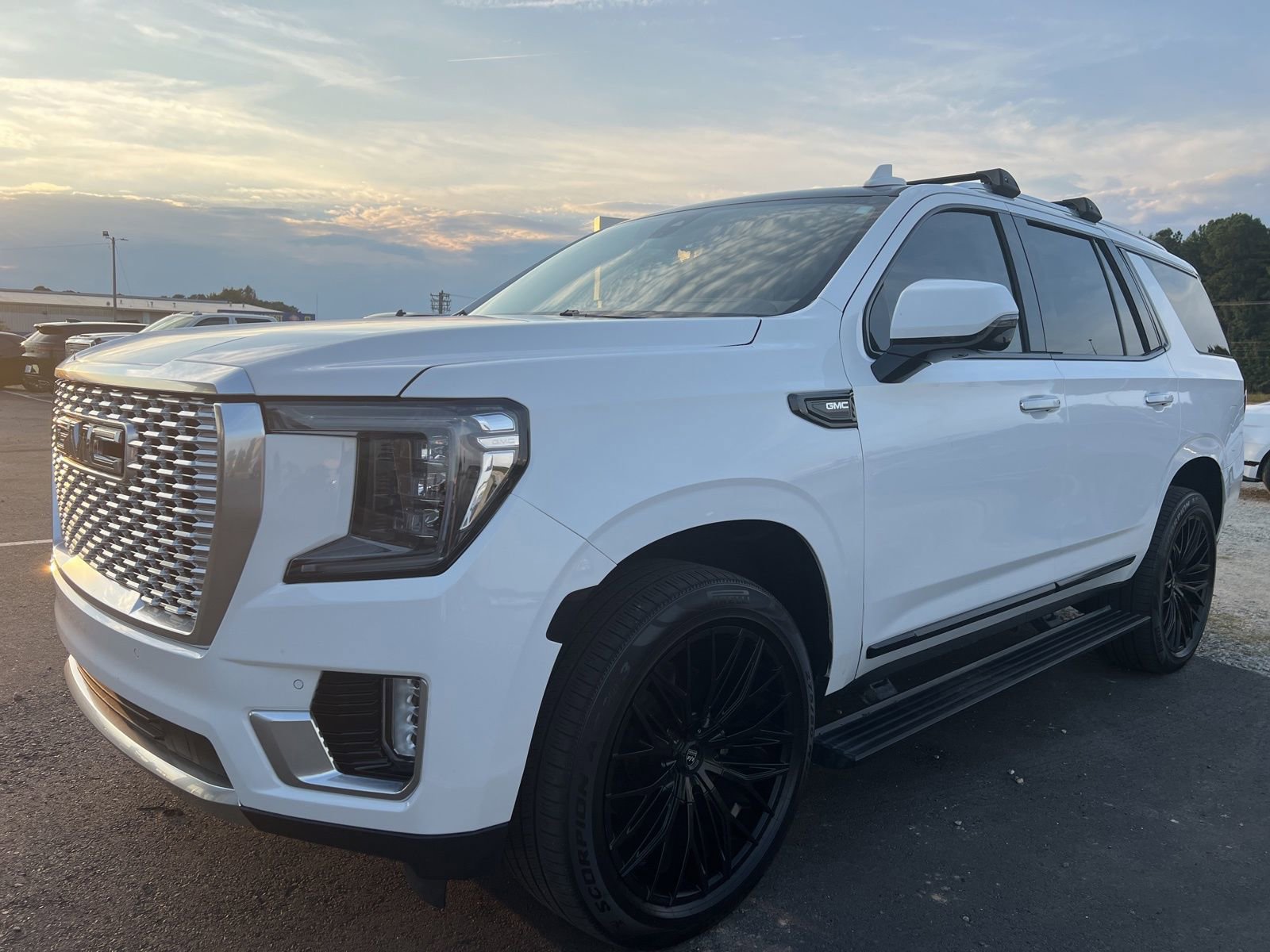 Used 2021 GMC Yukon Denali w/ Denali Premium Package