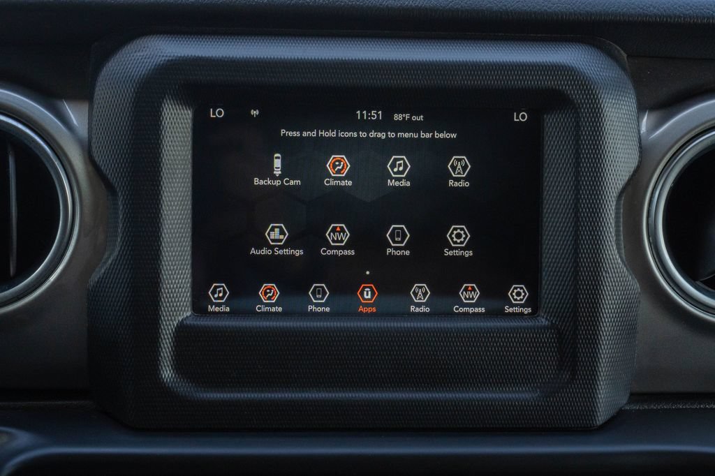 Used 2020 Jeep Wrangler Unlimited Sahara AWD/4WD image 20