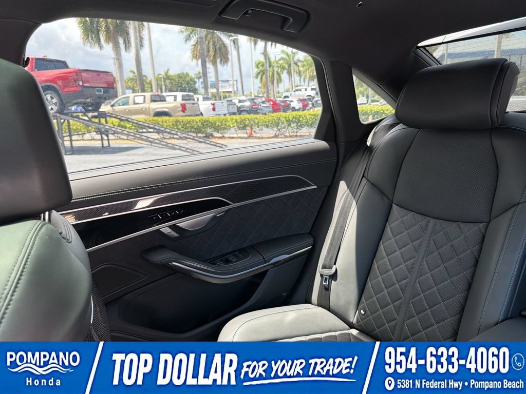 Used 2025 Audi S8 w/ Executive Package AWD/4WD image 15