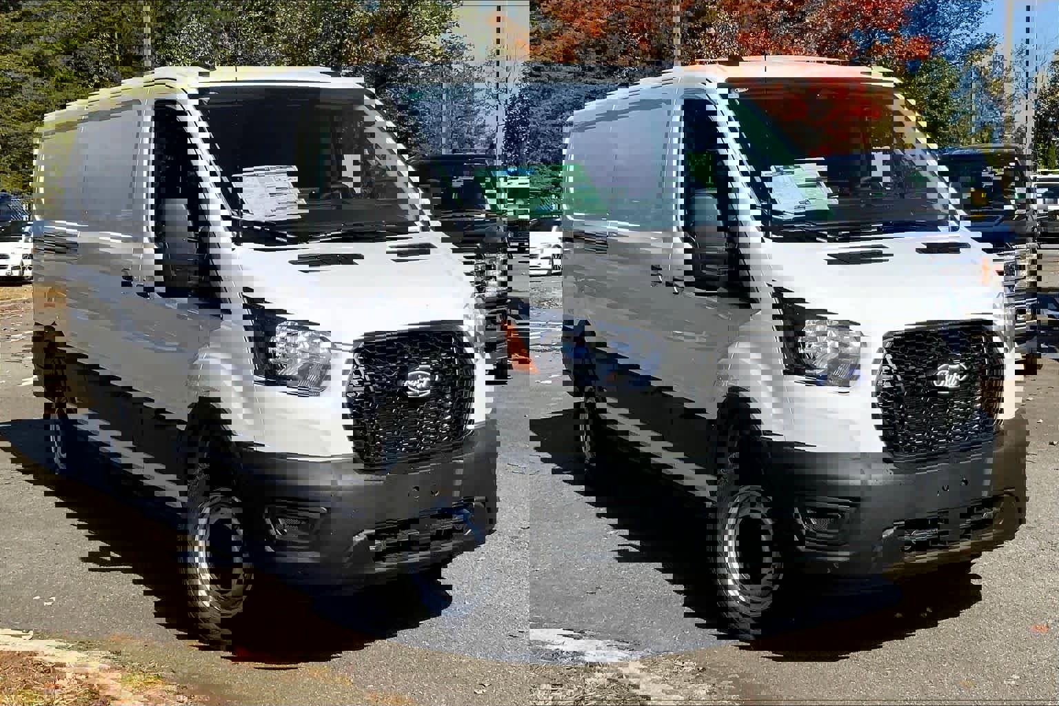 New 2026 Ford Transit 150 Low Roof w/ Load Area Protection Package RWD image 2