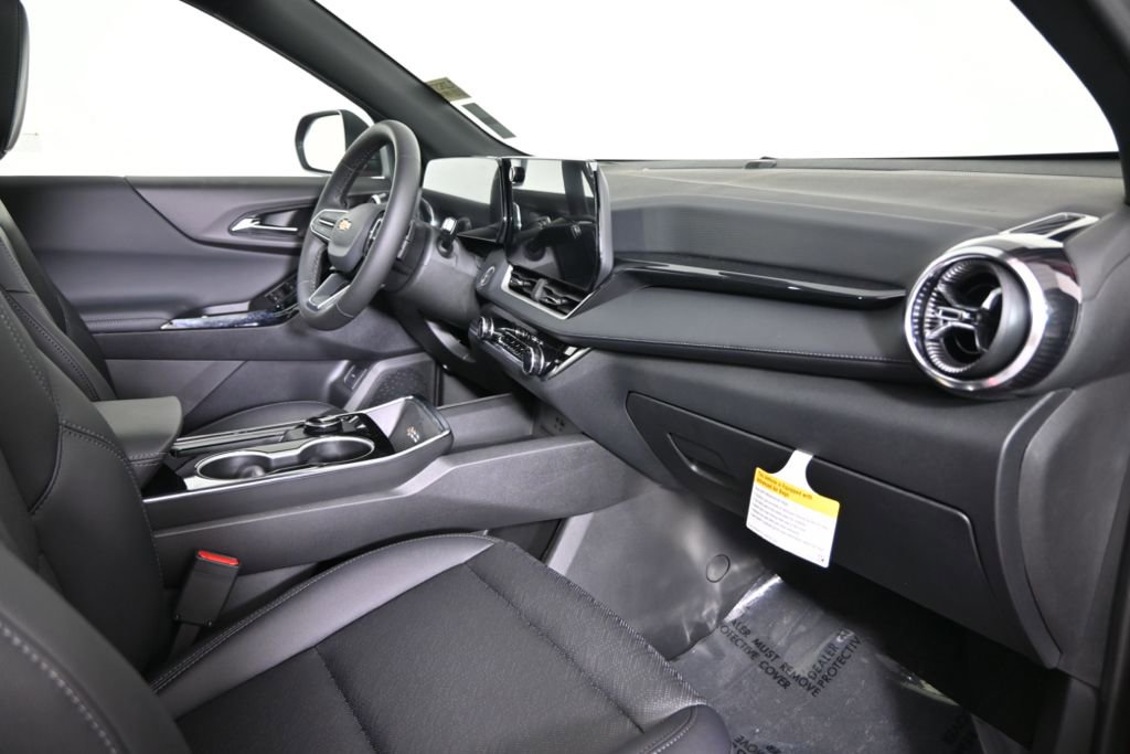 New 2026 Chevrolet Equinox LT w/ Convenience Package II image 14