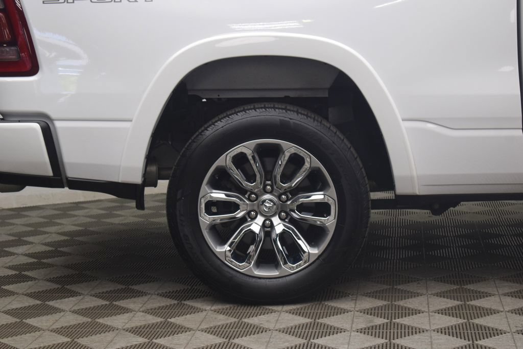 Used 2022 RAM 1500 Laramie AWD/4WD image 36