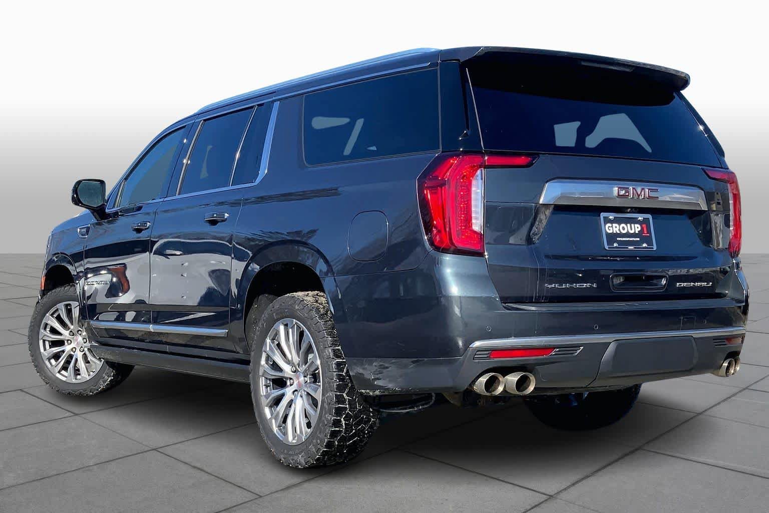 Used 2021 GMC Yukon XL Denali w/ Denali Ultimate Package image 11
