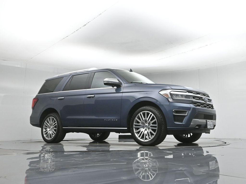 Certified 2023 Ford Expedition Platinum image 4
