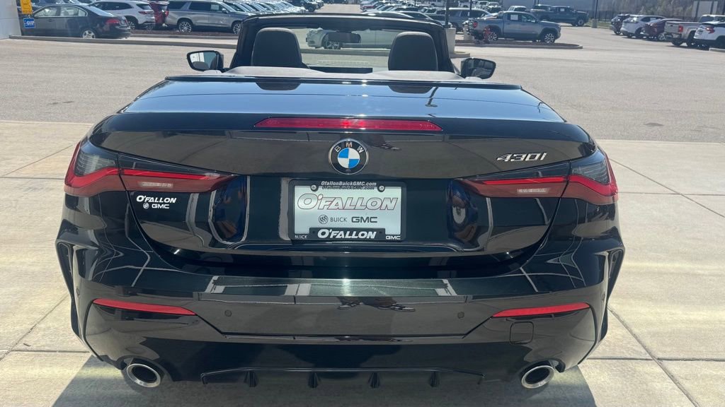 Used 2026 BMW 430i Convertible image 9