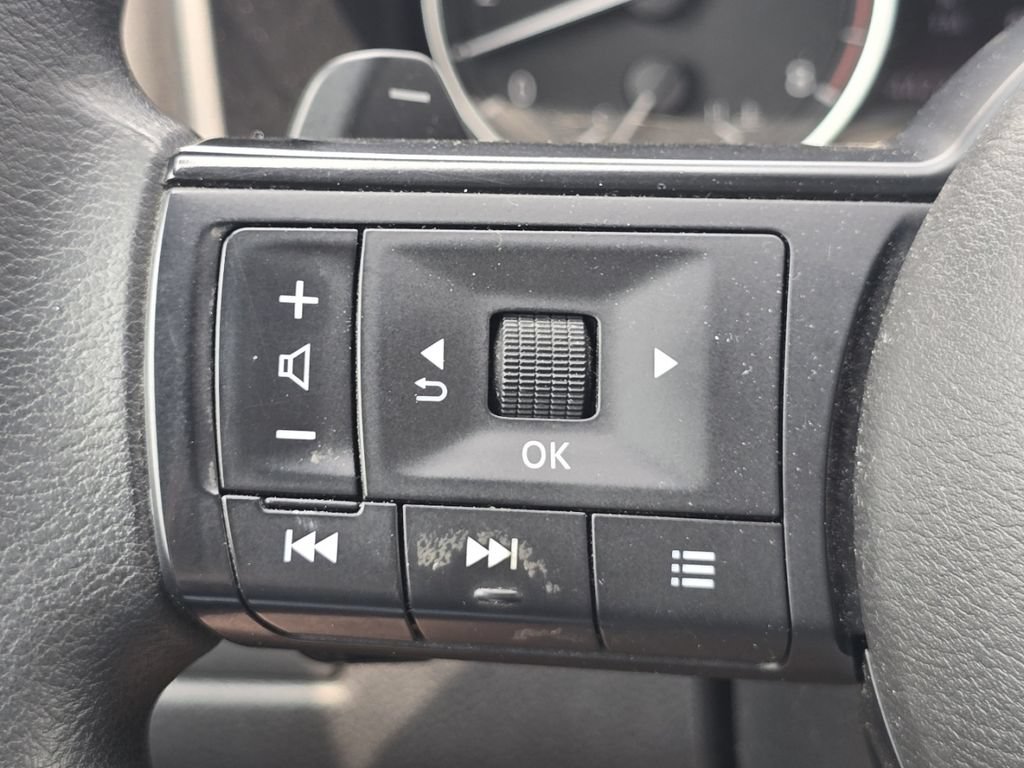 Used 2021 Nissan Rogue S AWD/4WD image 31