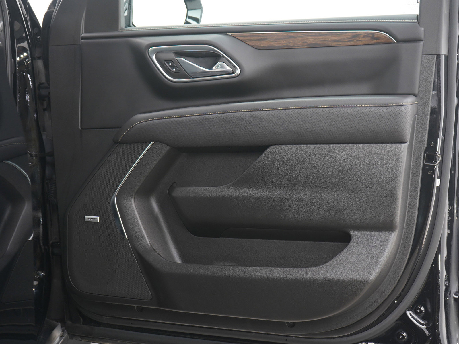 Used 2023 Chevrolet Tahoe Premier image 12