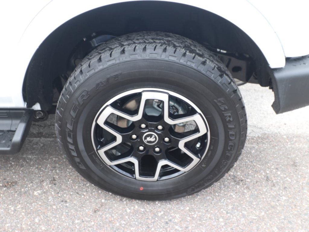 New 2026 Ford Bronco Outer Banks AWD/4WD image 14