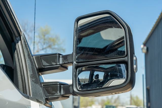 Used 2017 Ford F350 Lariat w/ Lariat Ultimate Package AWD/4WD image 13