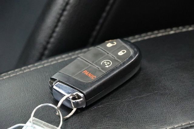 Used 2022 Jeep Compass High Altitude AWD/4WD image 39