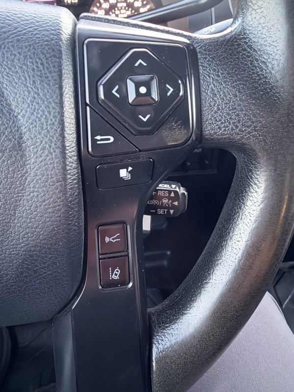 Used 2020 Toyota Tundra SR image 28