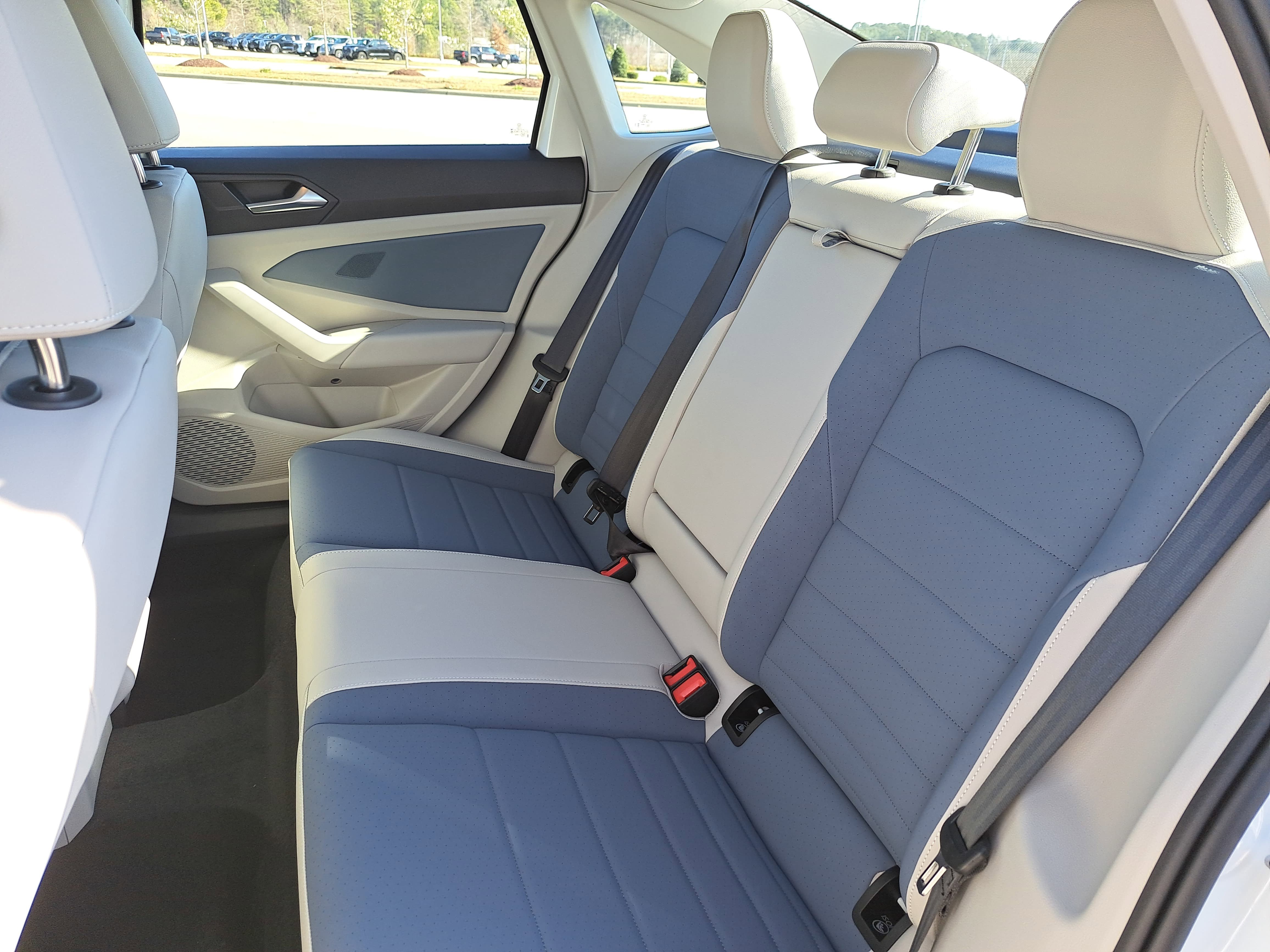 New 2026 Volkswagen Jetta SE FWD image 13