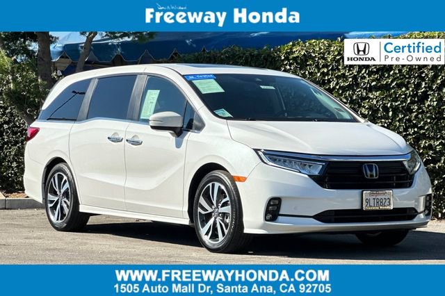 Certified 2024 Honda Odyssey Touring image 1