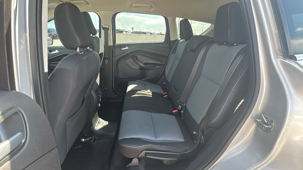 Used 2018 Ford Escape SE w/ SE Sync 3 Package FWD image 30