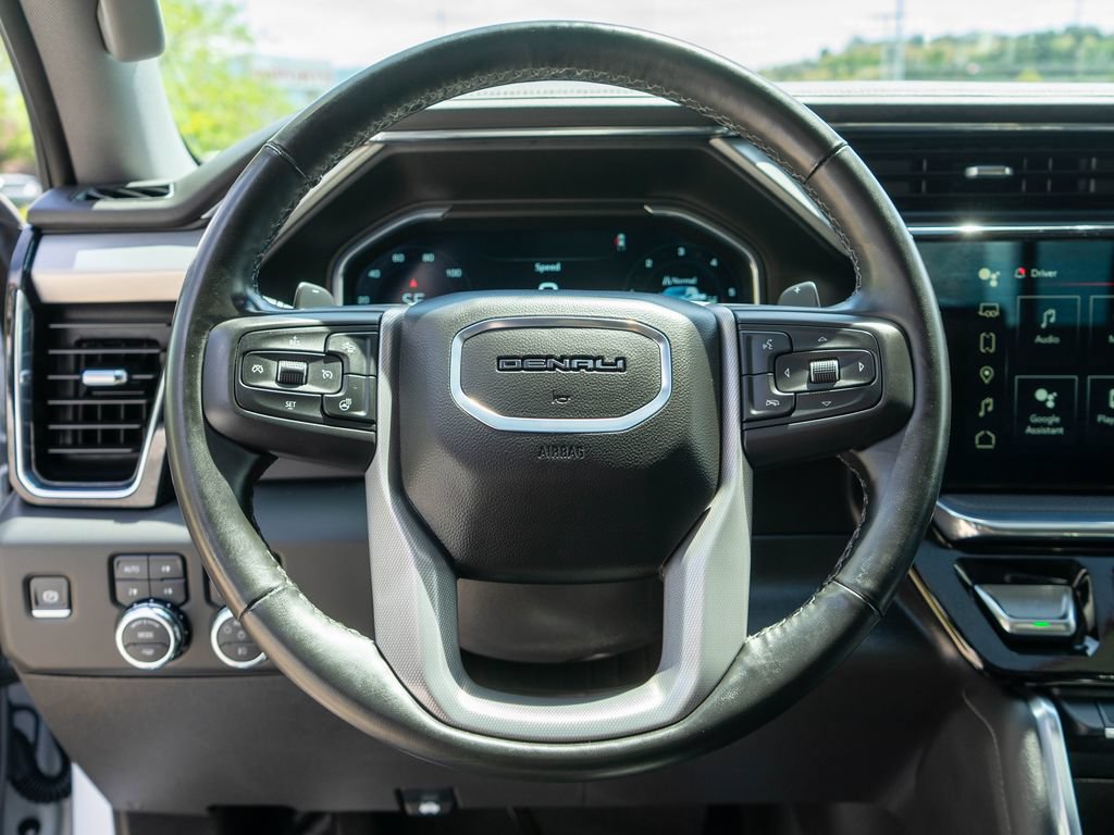 Used 2025 GMC Sierra 1500 Denali w/ Denali Reserve Package AWD/4WD image 17