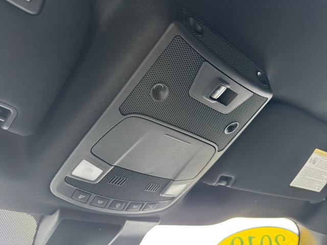 Used 2019 Ford F150 Lariat w/ Equipment Group 502A Luxury AWD/4WD image 19